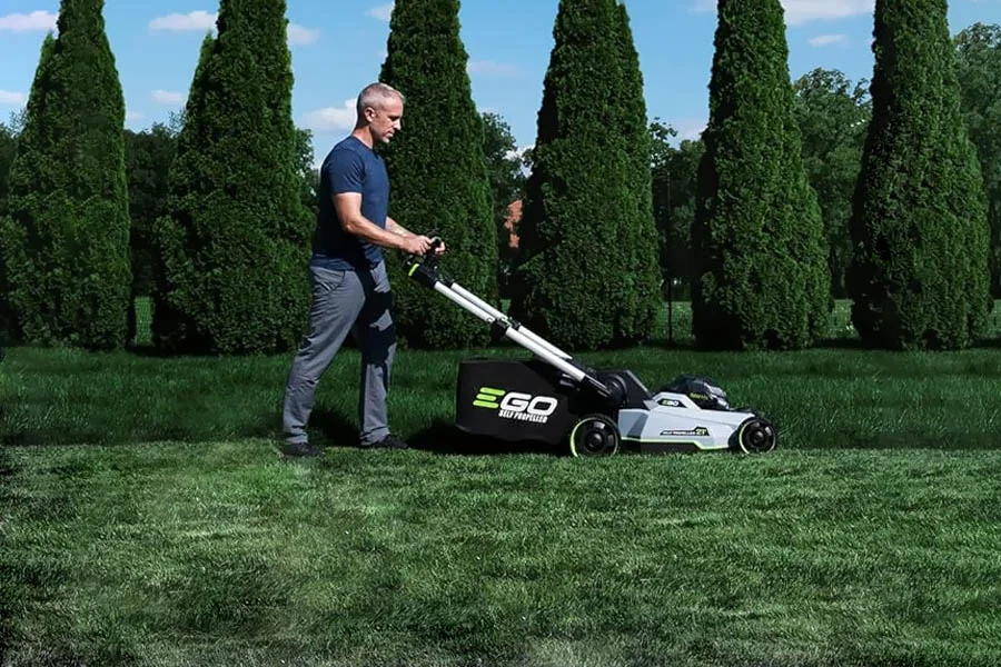 battery operated lawn mower